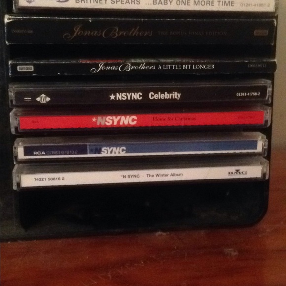 CD collection . - Picture 4 of 6